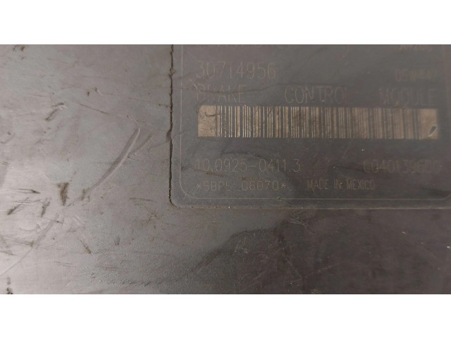 Блок АБС 30714956, 10092504113 Volvo V70 2000-2004 года