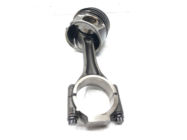 Поршень (поршни) 038JV400 Audi A4 Allroad B8