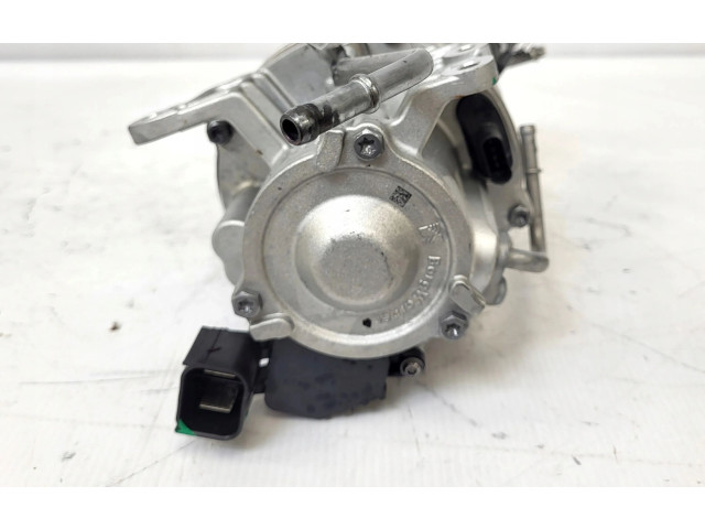 Турбина Нагнетатель Maserati Levante  670053899         