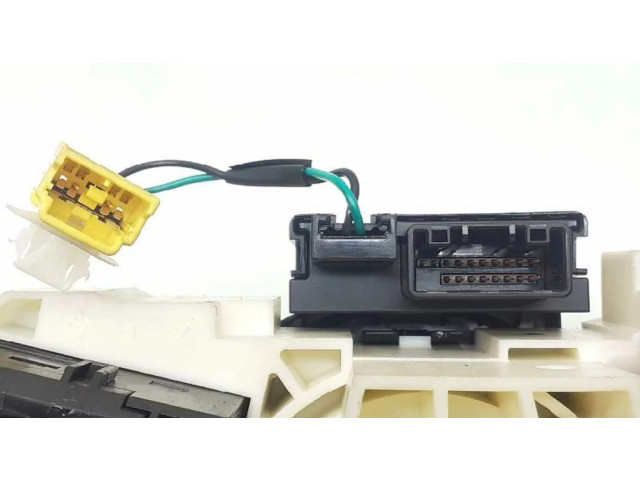 Включатель регулировки освещения панели