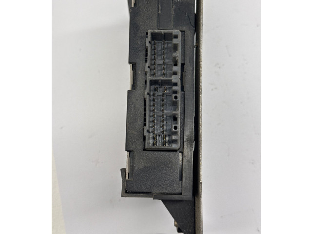 Блок управления MR238029, 0015539 Mitsubishi Carisma