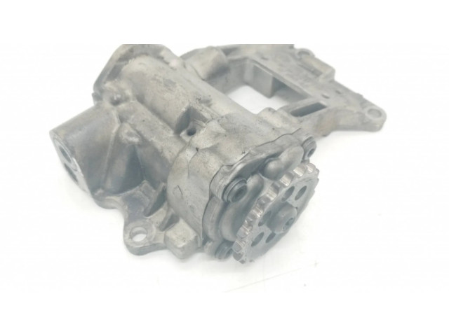 Масляный насос M57D30 11412247212, 670815720 BMW 5 E39 3.0