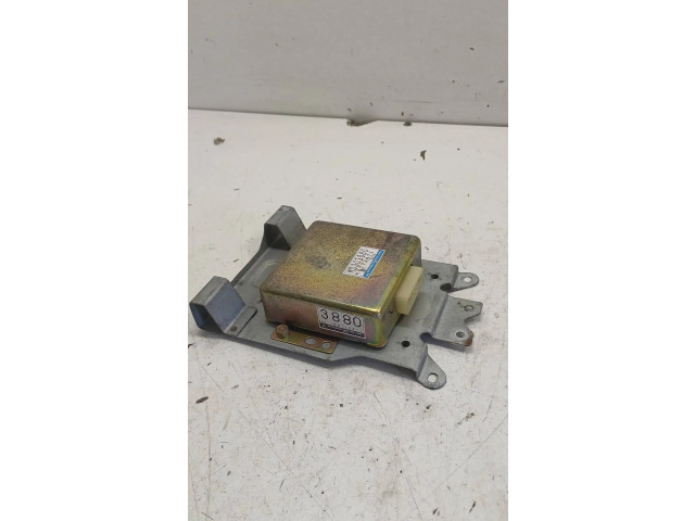 Řídící jednotka K8T73471, MD303880 Mitsubishi Pajero 1996