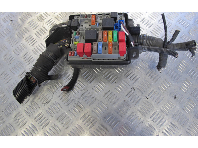 Блок предохранителей  51890355   Fiat 500L    