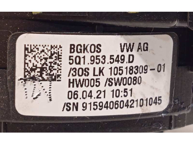 Подушка безопасности водителя 5Q1953549D   Skoda Octavia Mk4