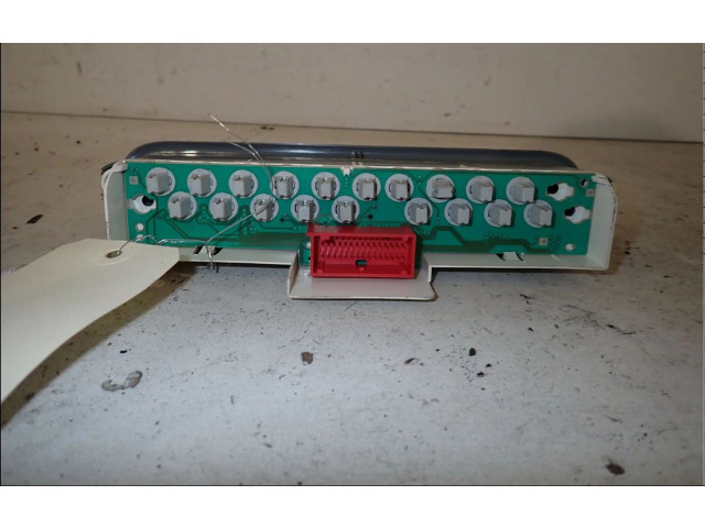 Дисплей       Renault Twingo I