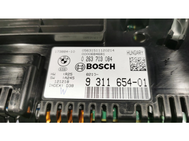 Přístrojová deska  BMW 7 F01 F02 F03 F04 2014 931165401, 1036908460  