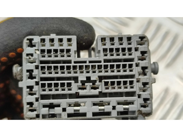 Pojistková skříňka P68445825AC Chrysler Pacifica 2019