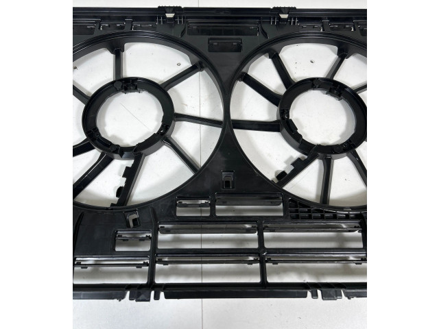 Вентилятор радиатора     4M0121207A    Audi Q8 