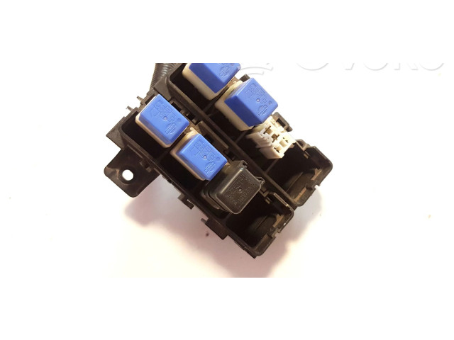 Блок предохранителей 243821LA1D Nissan Navara D23