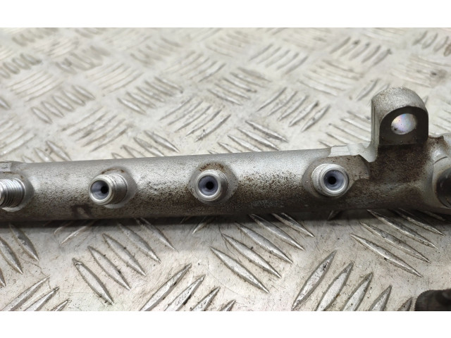 Vstřikovací lišta 03L130089B, 03L906054A Volkswagen Caddy CAYD