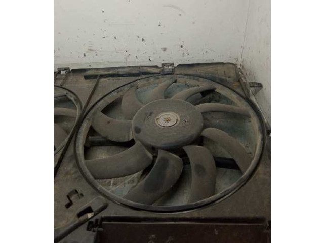 Вентилятор радиатора 8K0121003G Audi Q3 F3