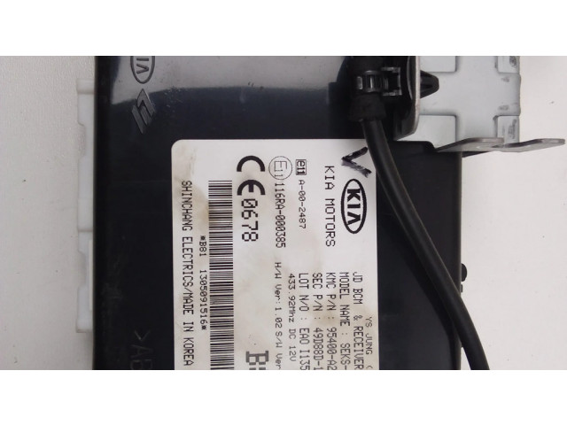 Блок комфорта 95400A2810 KIA Ceed