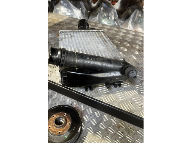 Интеркулер Dacia Duster