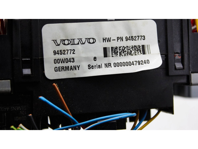 Блок предохранителей 9452773, 9452772 Volvo V70