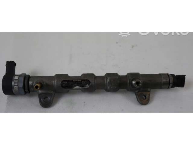 Топливная рампа    Jeep Cherokee  