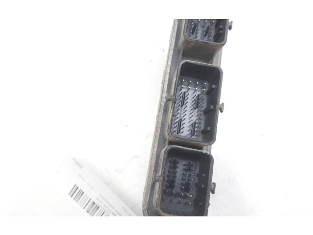 Блок управления двигателем Блок управления 8200774747 Renault Twingo II