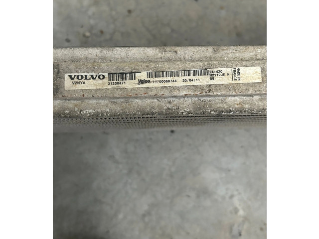 Интеркулер 31338471 Volvo S60
