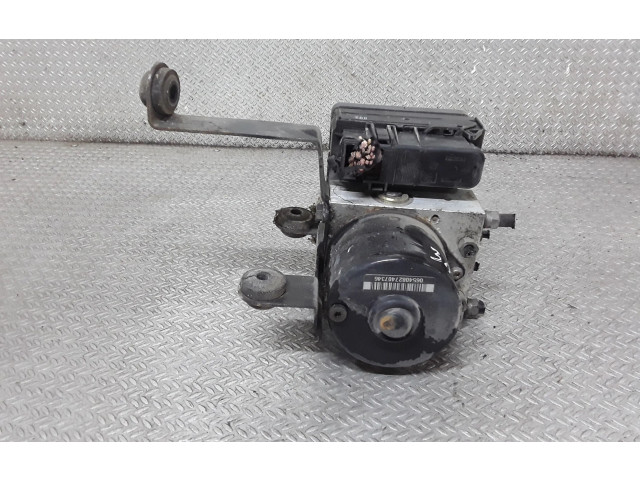 Блок АБС 30672506A, 4N512C405EB Volvo V50 2004 - 2007 года