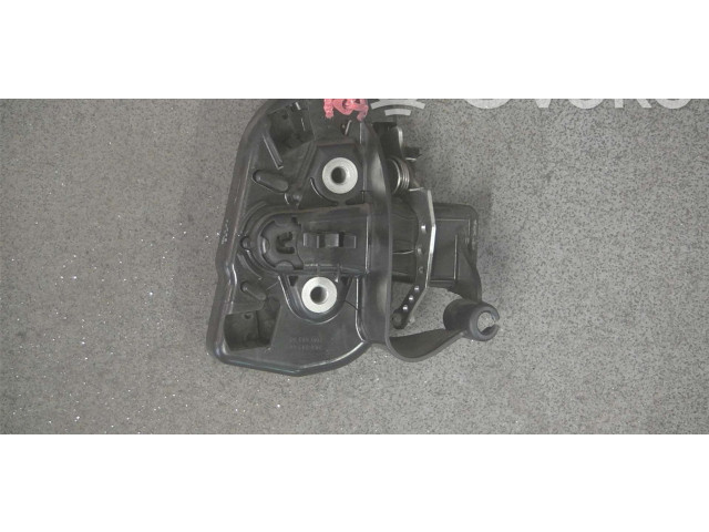 Zámek zadních dveří Volkswagen Caddy 2008