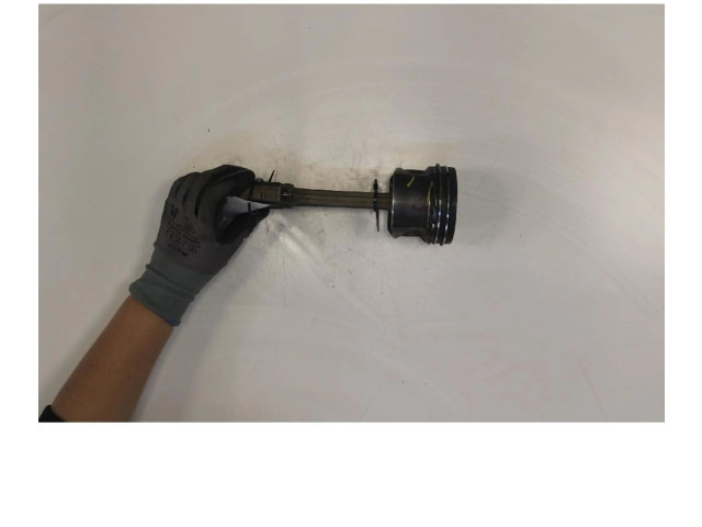 Поршень с шатуном Mini One - Cooper Coupe R56