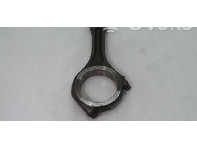 Píst 059AA   Audi Q7 4L     