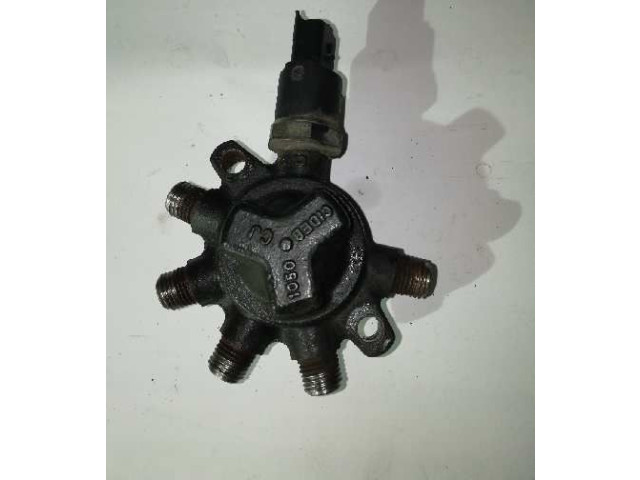 Топливная рампа R9144Z020C   Renault Clio II  