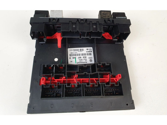 Блок комфорта 3C0937049D Volkswagen Jetta V