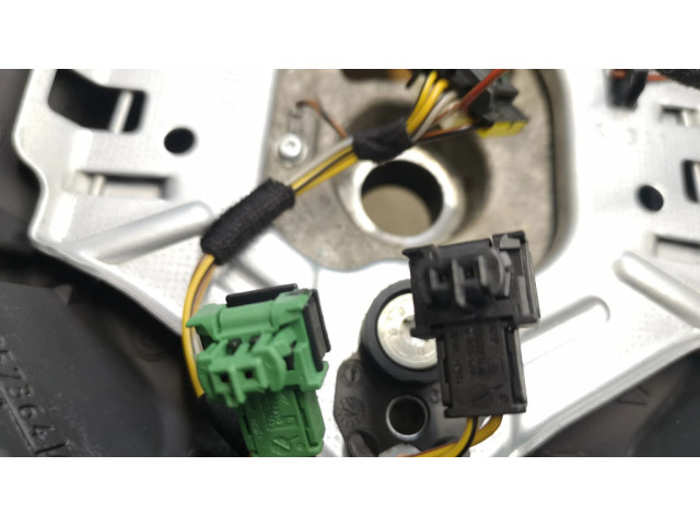 Руль BMW 1 E81 E87 2004-2011 года 6771170, 677117001