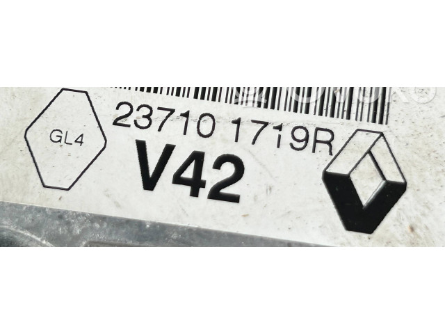 Řídící jednotka 237101719R Renault Dacia Duster 2013