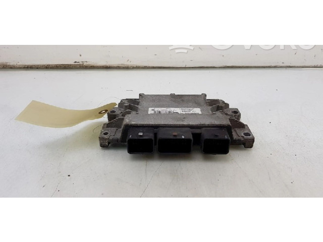 Блок управления двигателя 8200774747, 8200700695 Renault Twingo II