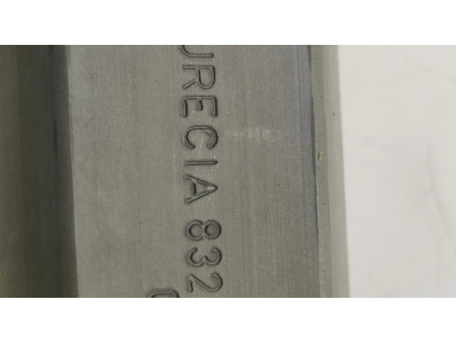 Сиденье управления двигателем