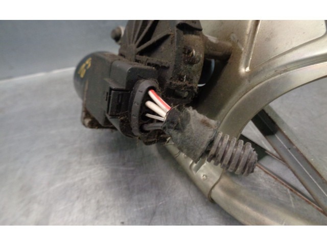 Моторчик дворников 51753759 Fiat Linea