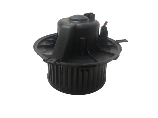 Вентилятор печки    1K1819015   Skoda Octavia Mk2 (1Z)