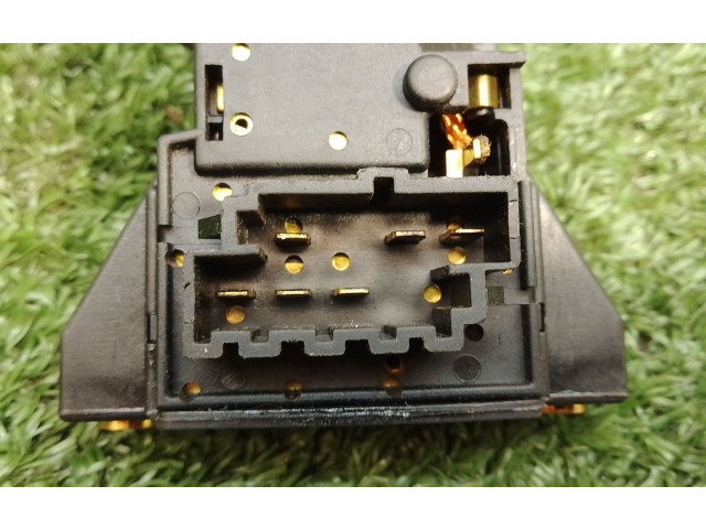 Ручка стеклоочистителей Volvo S70  V70  V70 XC  1997 - 2000 года 01837121, 01837121      