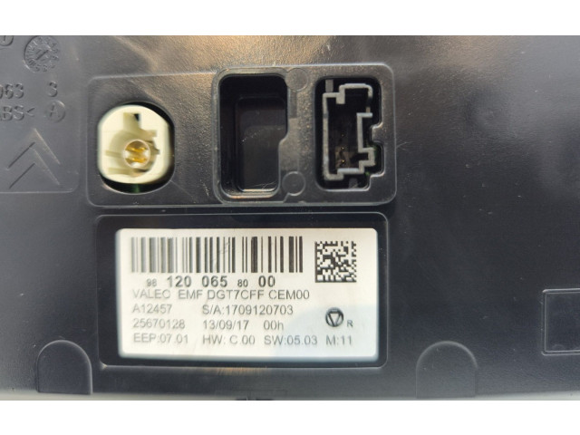 Дисплей Citroen C3 Aircross