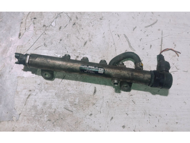 Топливная рампа 0445214057, 007979L2 Saab 9-3 Ver2