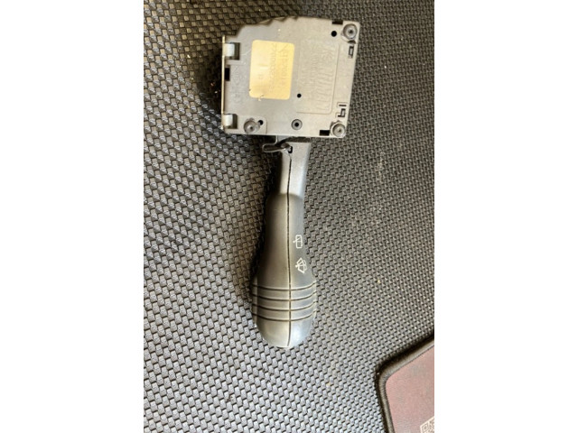 Ручка стеклоочистителей 7700832722 Renault Twingo I