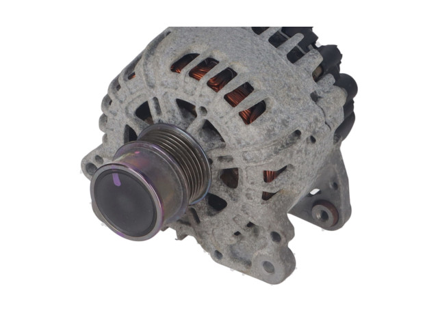 Генератор 04E903015   Audi A1      