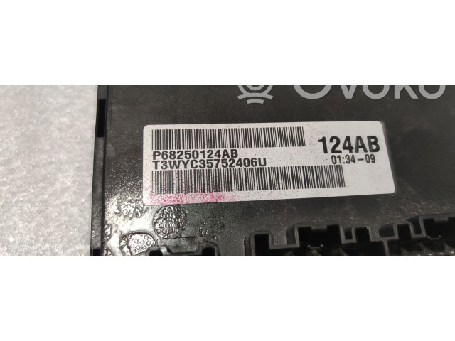 Блок управления P68250124AB Jeep Grand Cherokee