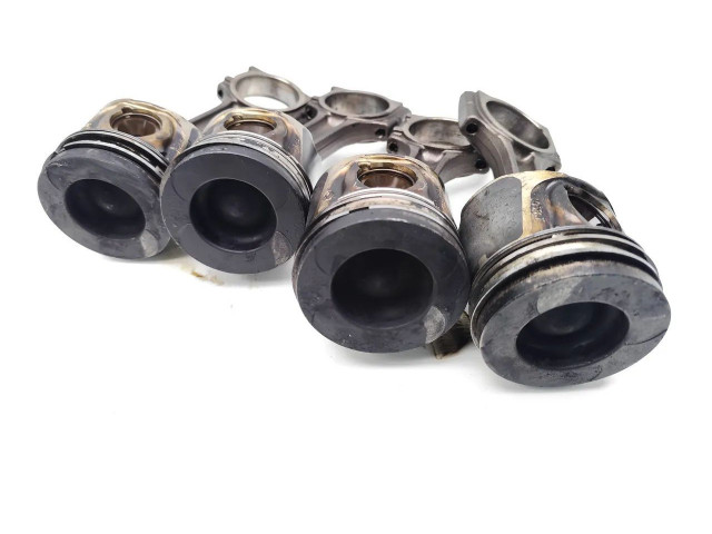  Поршень с шатуном M9R780 M9R780  Renault Trafic II (X83)  