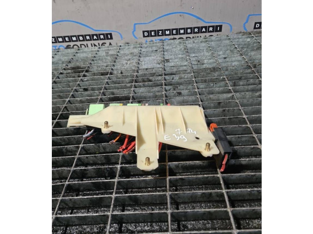 Блок предохранителей         Alpine B10 E39 