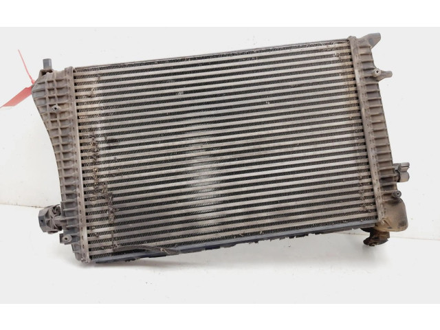 Интеркулер  1K0145803G   Audi A3 S3 A3 Sportback 8P 