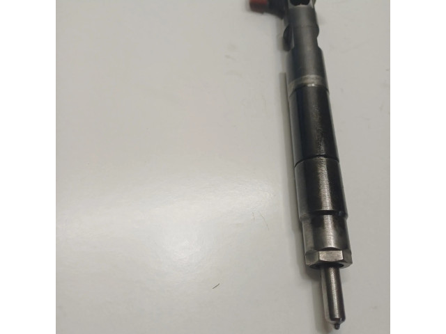 Vstřikovač A6510700587 Mercedes-Benz C W204 pro naftový motor 2.2