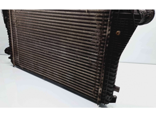 Интеркулер  1K0145803A   Audi A3 S3 A3 Sportback 8P 