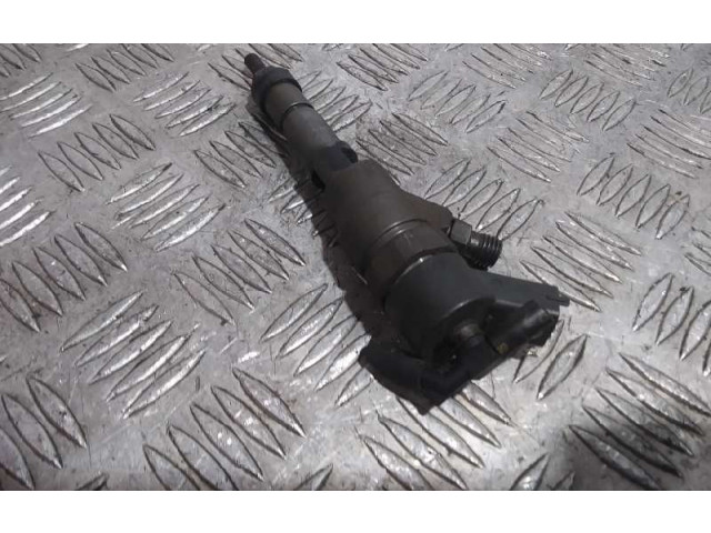 Форсунка 0445110008    Peugeot 406  RHZ 