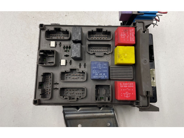  Pojistková skříňka 8200230709, 33151235   Renault Espace IV 2005