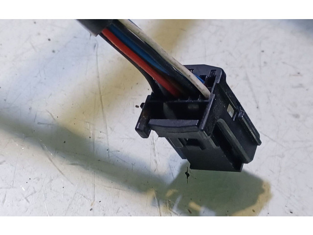 Зеркало электрическое Renault Clio III 2005 - 2012 года