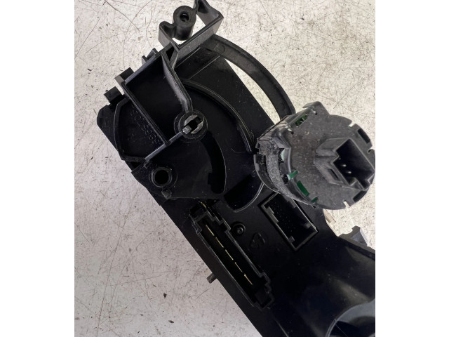 Блок управления климат-контролем 69657032, 69667301 Mitsubishi Colt