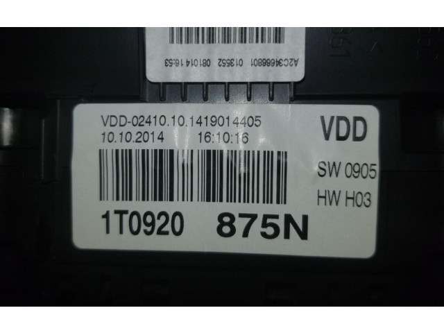 Панель приборов 1T0920875N   Volkswagen Touran II       